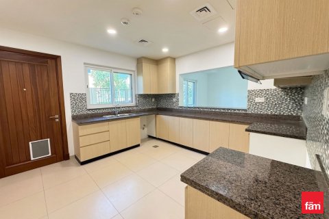 Villa uthyres i Dubai, UAE 4 sovrum, 399.9 kvm Nr. 717902 - fotografi 6