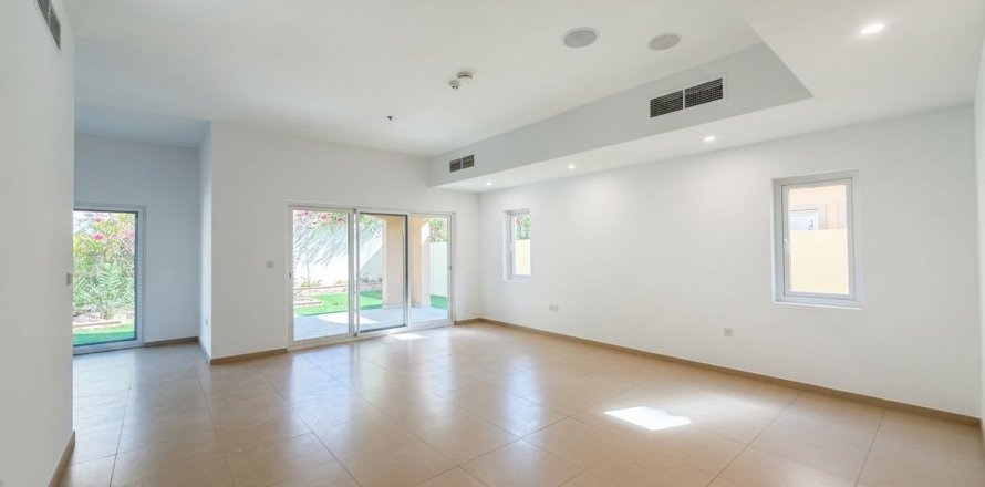 Villa i Dubai, UAE 4 sovrum, 399.9 kvm Nr. 717902