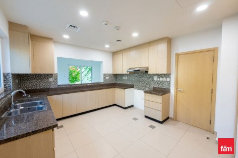 Villa uthyres i Dubai, UAE 4 sovrum, 399.9 kvm Nr. 717902 - fotografi 7