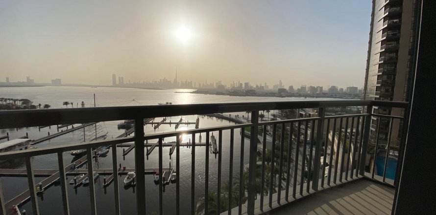Apartmán v Dubai, SAE 3 spálne, 200 m2 č. 717904
