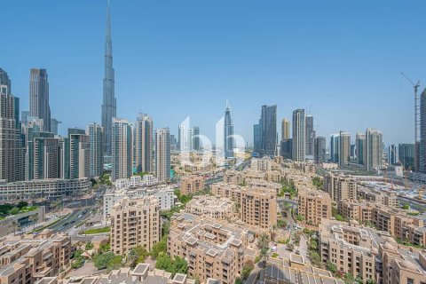Appartamento in vendita a Downtown Dubai (Downtown Burj Dubai), Dubai, EAU 3 camere da letto, 203 mq. № 642554 - foto 6