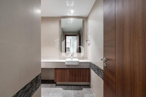 Appartamento in vendita a Downtown Dubai (Downtown Burj Dubai), Dubai, EAU 3 camere da letto, 203 mq. № 642554 - foto 10