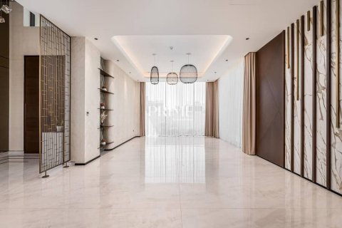 Villa zum Verkauf in Dubai, VAE 5 Schlafzimmer, 889 m2 Nr. 642560 - Foto 2