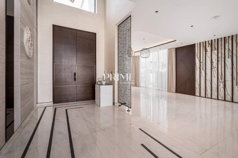 Villa zum Verkauf in Dubai, VAE 5 Schlafzimmer, 889 m2 Nr. 642560 - Foto 4