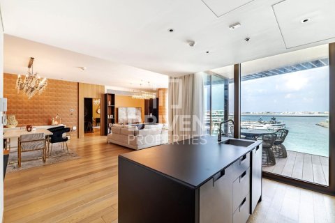 Appartement te huur in Jumeirah, Dubai, VAE 3 slaapkamers, 250.65 vr.m., nr 744890 - foto 3