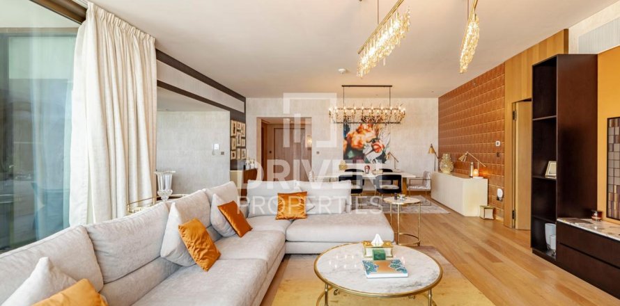 Appartement in Jumeirah, Dubai, VAE 3 slaapkamers, 250.65 vr.m. nr 744890