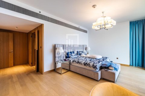 Apartment in Jumeirah, Dubai, UAE 3 bedrooms, 294.41 sq.m. № 744887 - photo 19