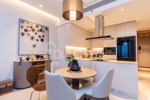 Apartment in Jumeirah Beach Residence, Dubai, UAE 2 bedrooms, 109 sq.m. № 713647 - photo 2