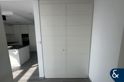 شقة للبيع في دائرة قرية جميرا، دبي، الإمارات العربية المتحدة 1 غرفة نوم ، 87 متر مربع ، رقم 698352 - صورة 3