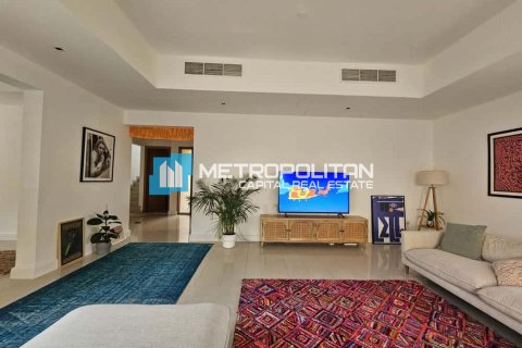 Villa sa Al Raha Gardens, Abu Dhabi, UAE 3 silid-tulugan, 324.2 sq.m. № 682496 - larawan 3