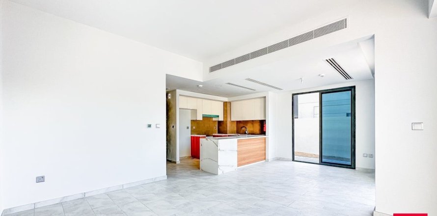 Casa urbana em Dubai, EAU 3 quartos, 161 m2 № 718501