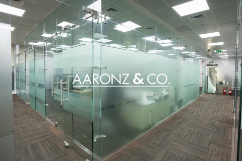 Ured u gradu Business Bay, Dubai, UAE 434 m2 Br. 698675 - Slika 9