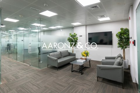 Ured u gradu Business Bay, Dubai, UAE 434 m2 Br. 698675