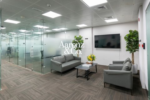 Ured u gradu Business Bay, Dubai, UAE 434 m2 Br. 698675