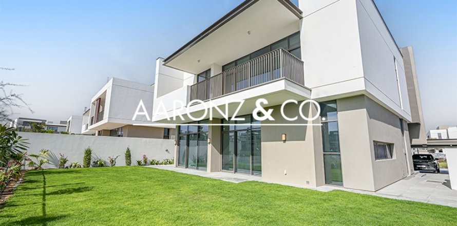 فيلا في Al Furjan، دبي 5 غرفة نوم ، 570 متر مربع . ر قم 698673