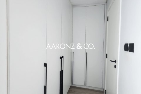 Apartment in Jumeirah Village Triangle, Dubai, UAE 2 bedrooms, 139 sq.m. № 698674 - photo 10