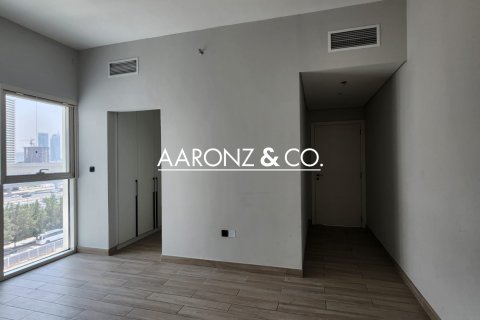 Apartment in Jumeirah Village Triangle, Dubai, UAE 2 bedrooms, 139 sq.m. № 698674 - photo 7