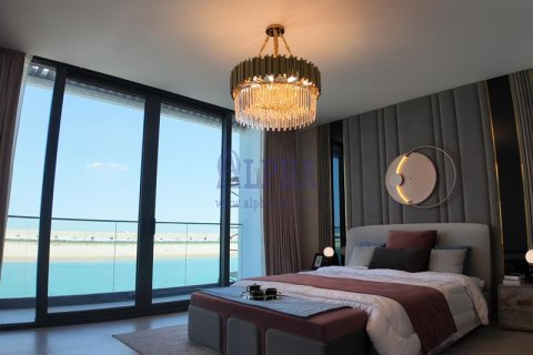 Villa in Sharjah Waterfront City, UAE 5 bedrooms, 286 sq.m. № 709248 - photo 8