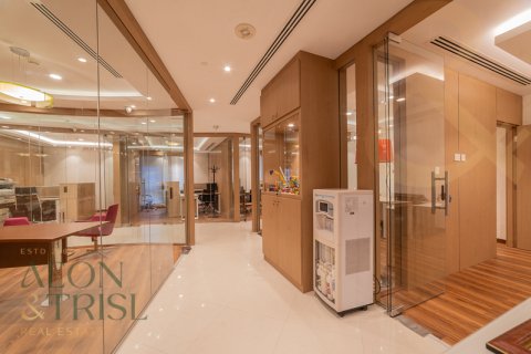Commercial property in Old Town, Dubai, UAE 999 bedrooms, 318 sq.m. № 648102 - photo 3