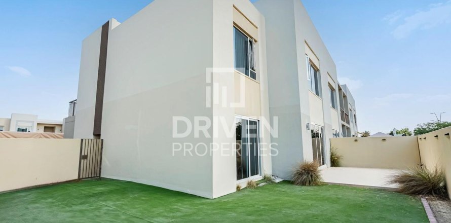 Dubai South (Dubai World Central), Dubai, UAE의 아파트 침실 3개, 227제곱미터 번호 684587