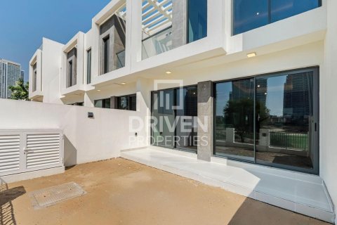 Townhouse de închiriat în DAMAC Hills (Akoya by DAMAC), Dubai, EAU 4 dormitoare, 204 mp.  №684586 - poză 2