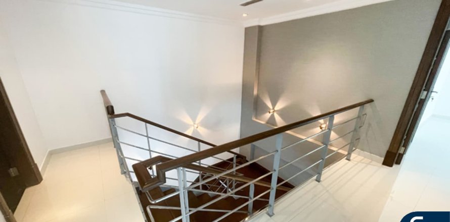 Dzīvoklis Dubai Marina, Dubaijā, AAE 3 istabas, 237 m2 Nr. 667923