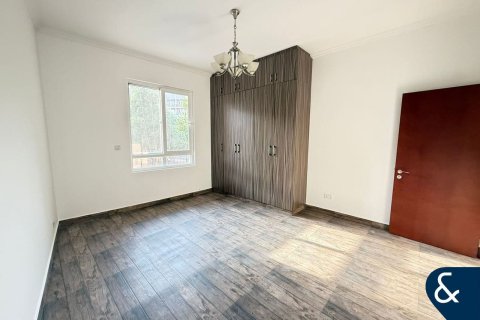 Lägenhet uthyres i Motor City, Dubai, UAE 2 sovrum, 151 kvm Nr. 667908 - fotografi 8