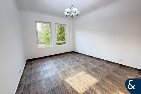 Lägenhet uthyres i Motor City, Dubai, UAE 2 sovrum, 151 kvm Nr. 667908 - fotografi 9