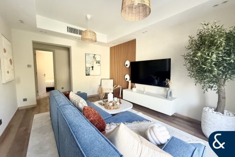 Villa para arrendamento em The Springs, Dubai, EAU 3 quartos, 157 m2 № 667912 - foto 2