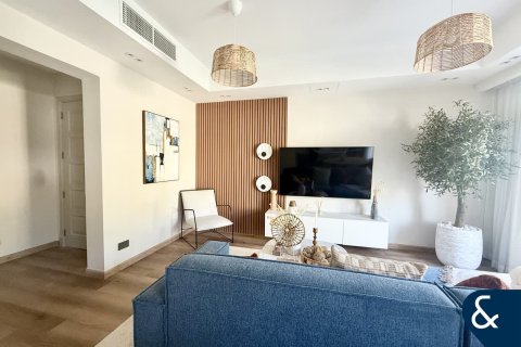 Villa para arrendamento em The Springs, Dubai, EAU 3 quartos, 157 m2 № 667912 - foto 14