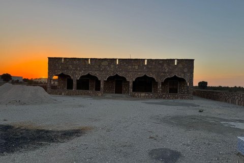 Gård til salgs i Ras Al Khaimah, Emiratene 46452 kvm Nr. 656420 - Foto 1