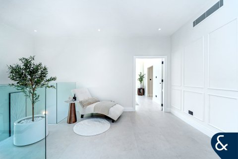 Villa till försäljning i Meadows, Dubai, UAE 5 sovrum, 339 kvm Nr. 666240 - fotografi 11