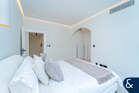 Villa till försäljning i Meadows, Dubai, UAE 5 sovrum, 339 kvm Nr. 666240 - fotografi 22