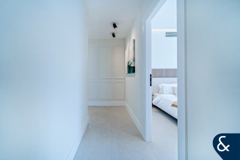 Villa till försäljning i Meadows, Dubai, UAE 5 sovrum, 339 kvm Nr. 666240 - fotografi 27