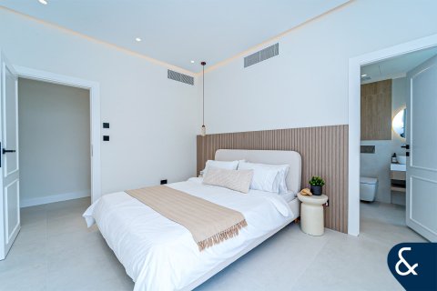 Villa till försäljning i Meadows, Dubai, UAE 5 sovrum, 339 kvm Nr. 666240 - fotografi 19