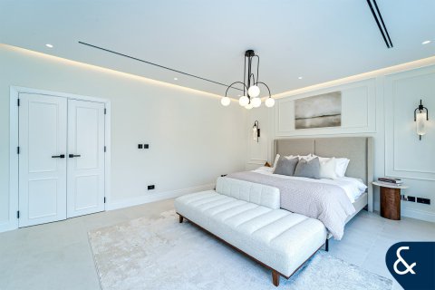 Villa till försäljning i Meadows, Dubai, UAE 5 sovrum, 339 kvm Nr. 666240 - fotografi 13