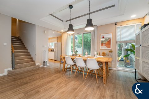 Kuća u nizu u gradu Dubai Sports City, Dubai, UAE 4 spavaće sobe, 311 m2 Br. 666237 - Slika 6