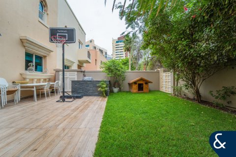 Kuća u nizu u gradu Dubai Sports City, Dubai, UAE 4 spavaće sobe, 311 m2 Br. 666237 - Slika 18