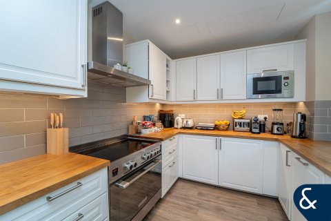 Dubai Sports City、Dubai、UAE にあるタウンハウス販売中 4ベッドルーム、311 m2、No666237 - 写真 6