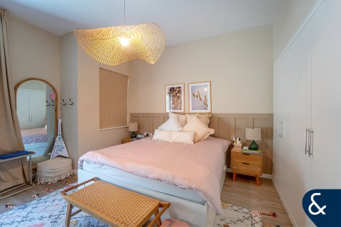 Dubai Sports City、Dubai、UAE にあるタウンハウス販売中 4ベッドルーム、311 m2、No666237 - 写真 8