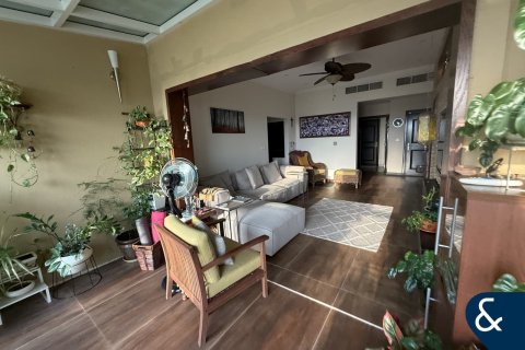 Vila v The Villa, Dubai, SAE 4 spálne, 626 m2 č. 666241 - Fotografia 11