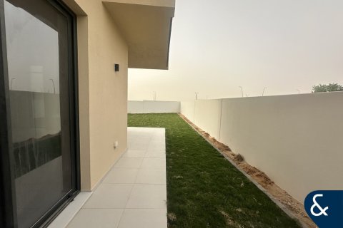 Villa para venda em Dubai South (Dubai World Central), Dubai, EAU 4 quartos, 223 m2 № 666235 - foto 2
