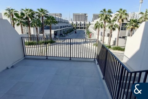 Townhouse til salg i Mohammed Bin Rashid City, Dubai, UAE 3 soveværelser, 154 kvm № 666238 - foto 2