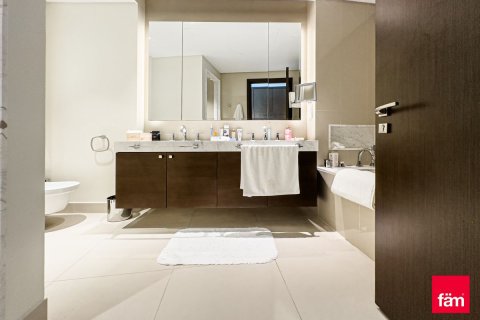 Appartement te huur in Downtown Dubai (Downtown Burj Dubai), Dubai, VAE 3 slaapkamers, 206.1 vr.m., nr 722363 - foto 26