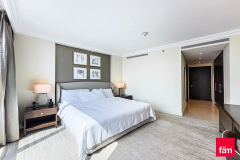 Appartement te huur in Downtown Dubai (Downtown Burj Dubai), Dubai, VAE 3 slaapkamers, 206.1 vr.m., nr 722363 - foto 20