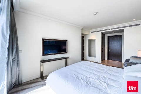 Appartement te huur in Downtown Dubai (Downtown Burj Dubai), Dubai, VAE 3 slaapkamers, 206.1 vr.m., nr 722363 - foto 21