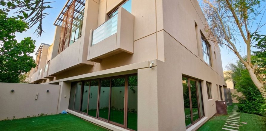 Shtëpi në qytet në Meydan, Dubai, Emiratet e Bashkuara Arabe 4 dhoma gjumi, 307.8 m2. № 722364