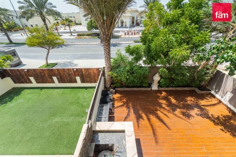 Rijtjeshuis te huur in Al Furjan, Dubai, VAE 3 slaapkamers, 229.6 vr.m., nr 722369 - foto 13