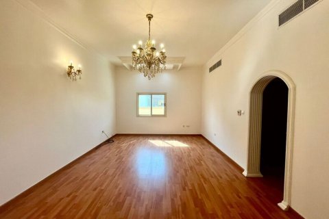 Vila v Al Barsha, Dubai, SAE 6 ložnice, 1393.5 m² Č.: 637537 - fotografie 2