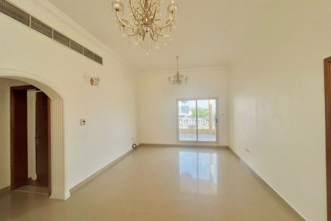 Vila v Al Barsha, Dubai, SAE 6 ložnice, 1393.5 m² Č.: 637537 - fotografie 16